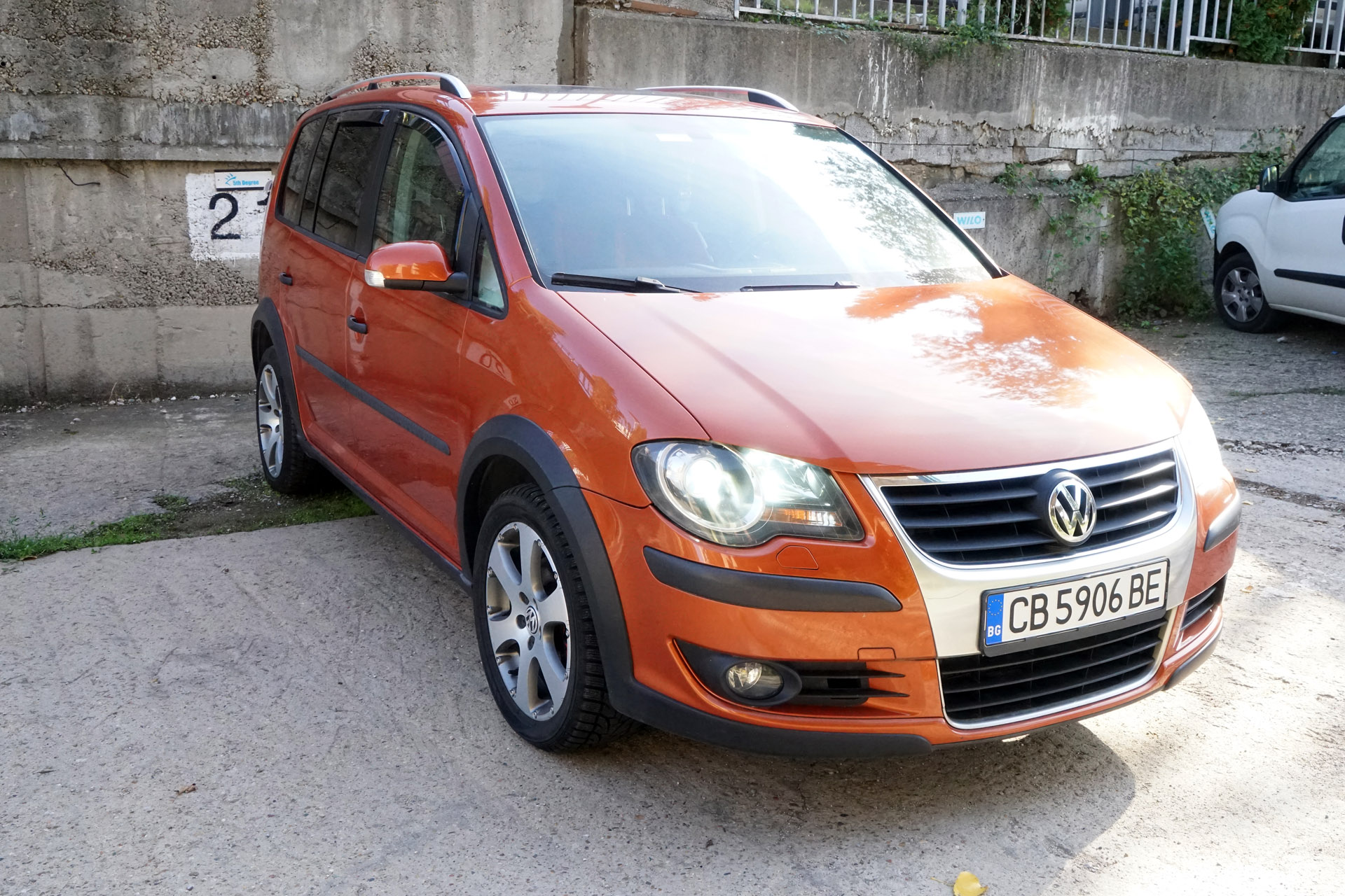 Volkswagen Cross Touran